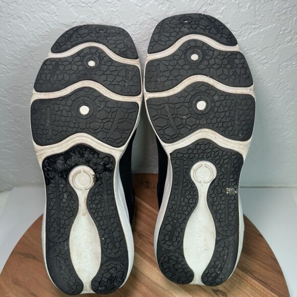 Under Armour Charged Vantage Mens 11 Black and White Running Mesh Sneakers‎ - Picture 9 of 9